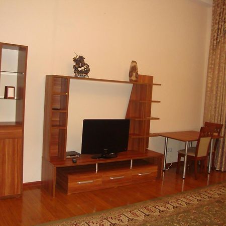 Hotel Эдельвейс Ałma Ata Zewnętrze zdjęcie