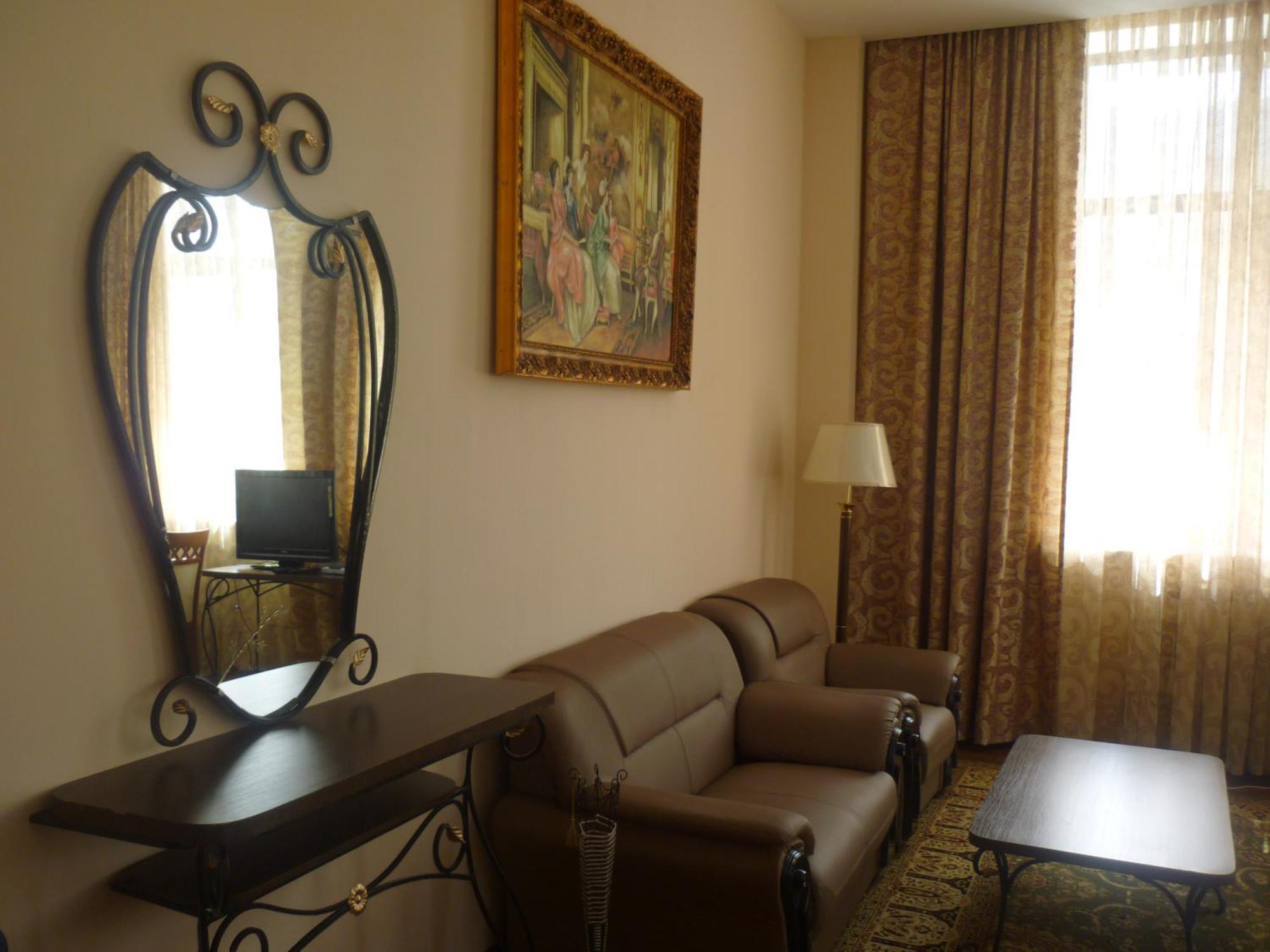 Hotel Эдельвейс Ałma Ata Zewnętrze zdjęcie