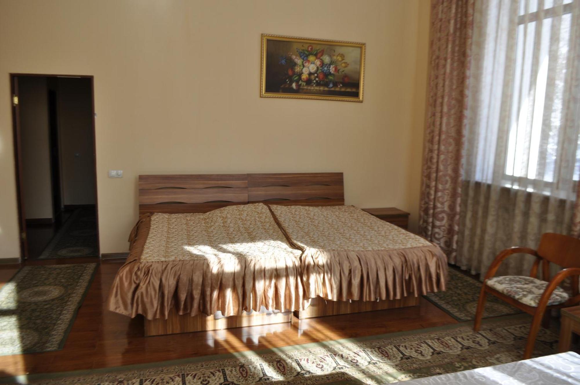 Hotel Эдельвейс Ałma Ata Zewnętrze zdjęcie