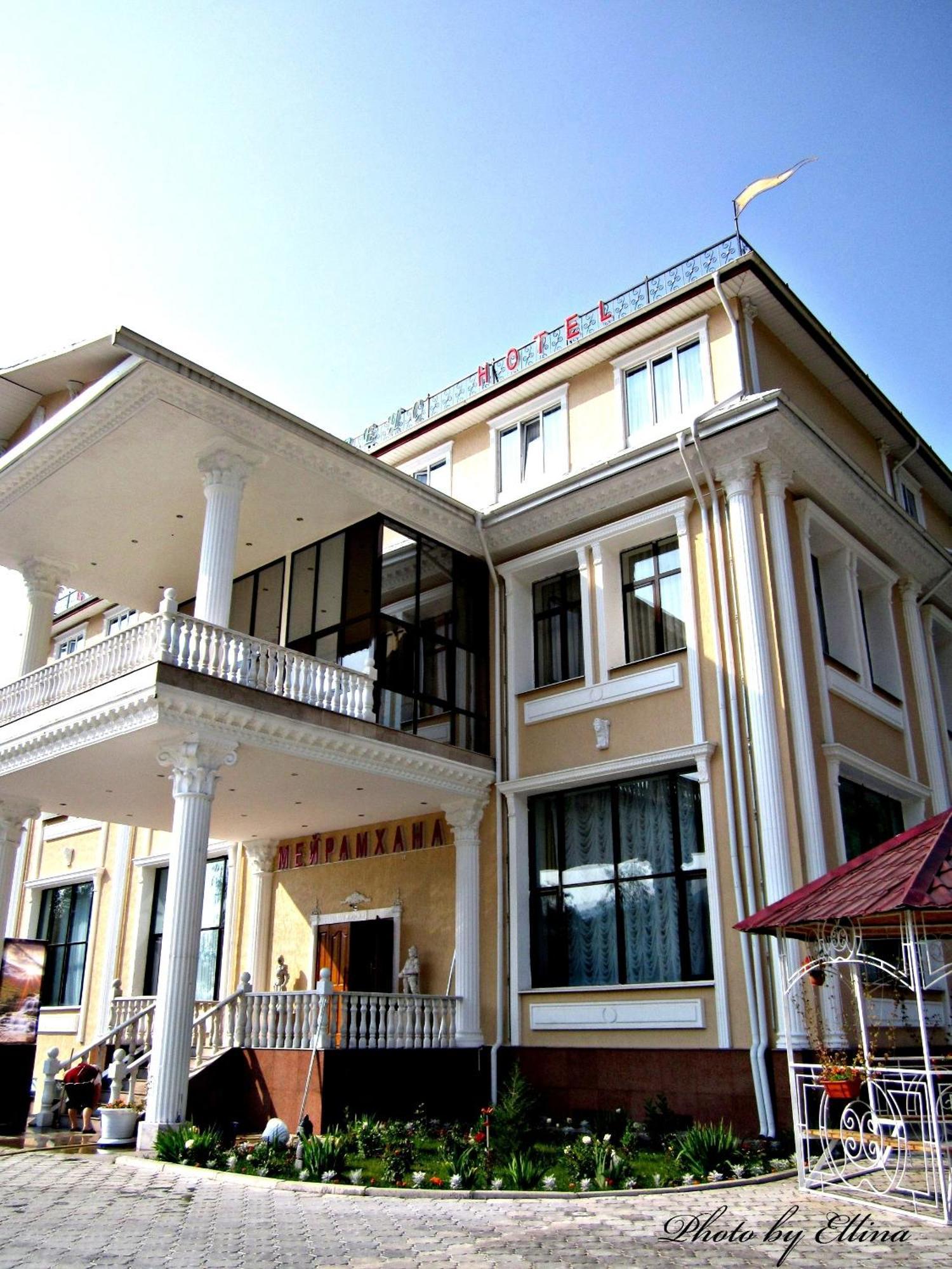 Hotel Эдельвейс Ałma Ata Zewnętrze zdjęcie